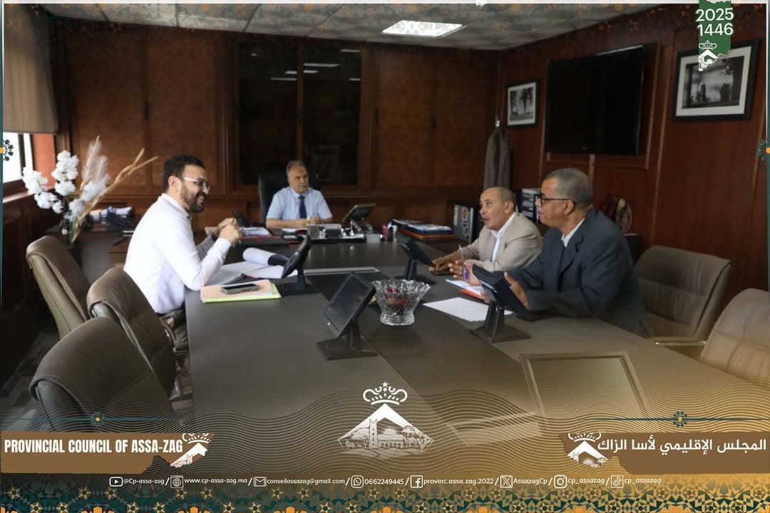 لجنة من المجلس الإقليمي تتابع أوضاع طلبة الإقليم بمعهد الصحافة بالدار البيضاء